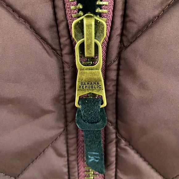 NWT Banana Republic Quilted sleeveless vest size small - Picture 6 of 7